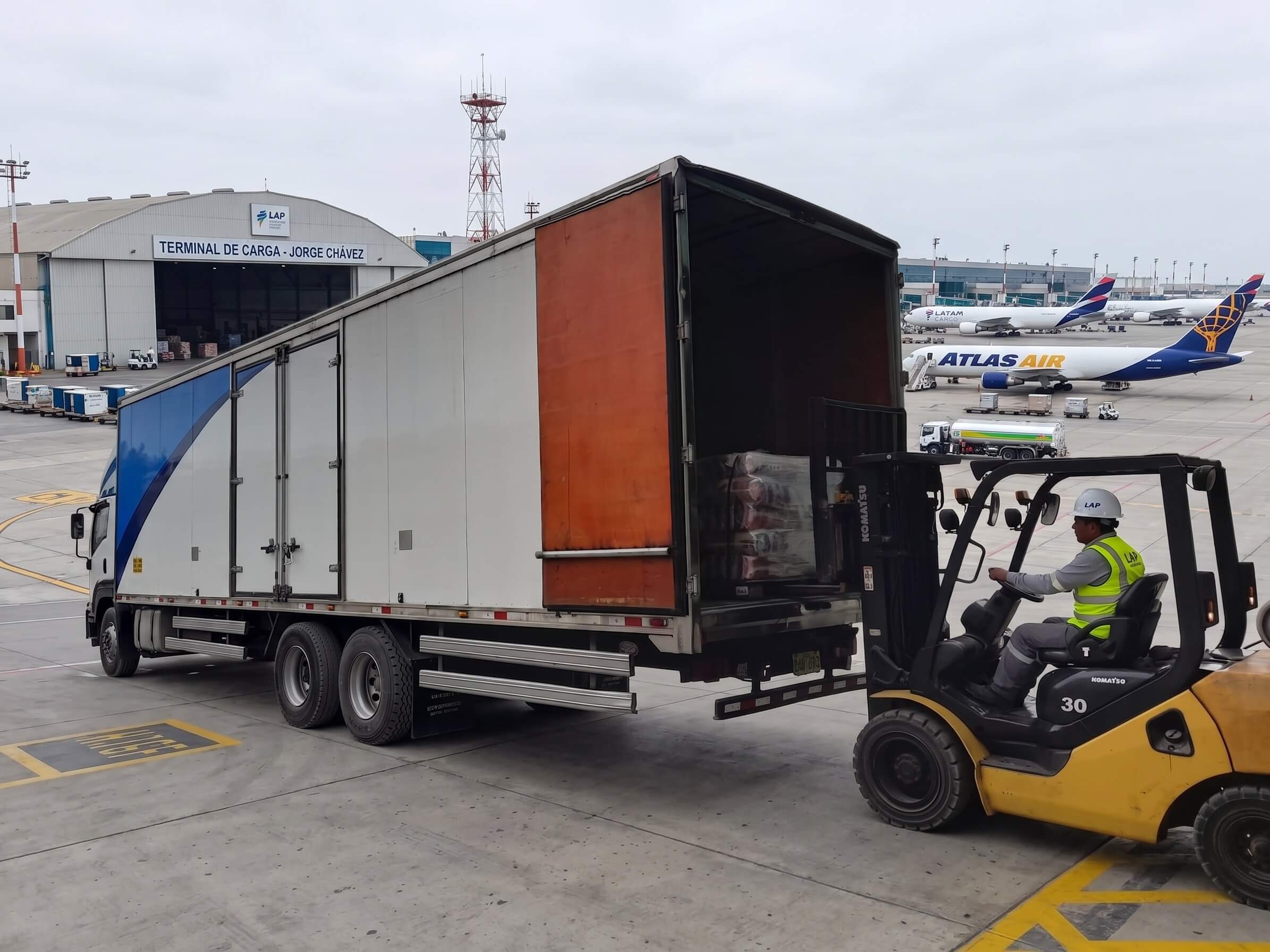 Servicio de transporte de carga en Lima metropolitana